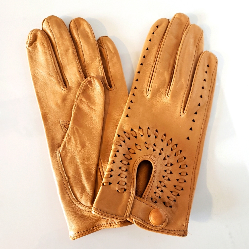 Leather Vintage Carmel Women Driving Gloves Hungarian Made Size 6 1/2